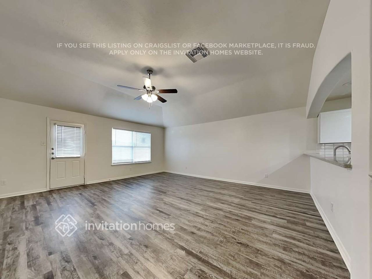 21511 Fossil Trails Dr - Photo 3 of 17