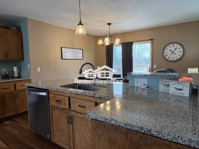 10815 Matthew Dr - Photo 6 of 17