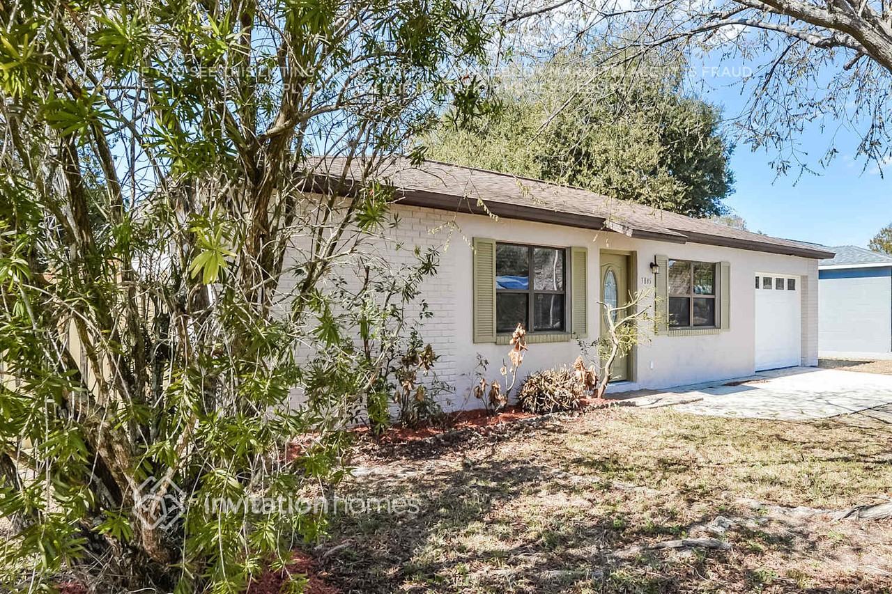 3845 Janie Ct - Photo 4 of 17