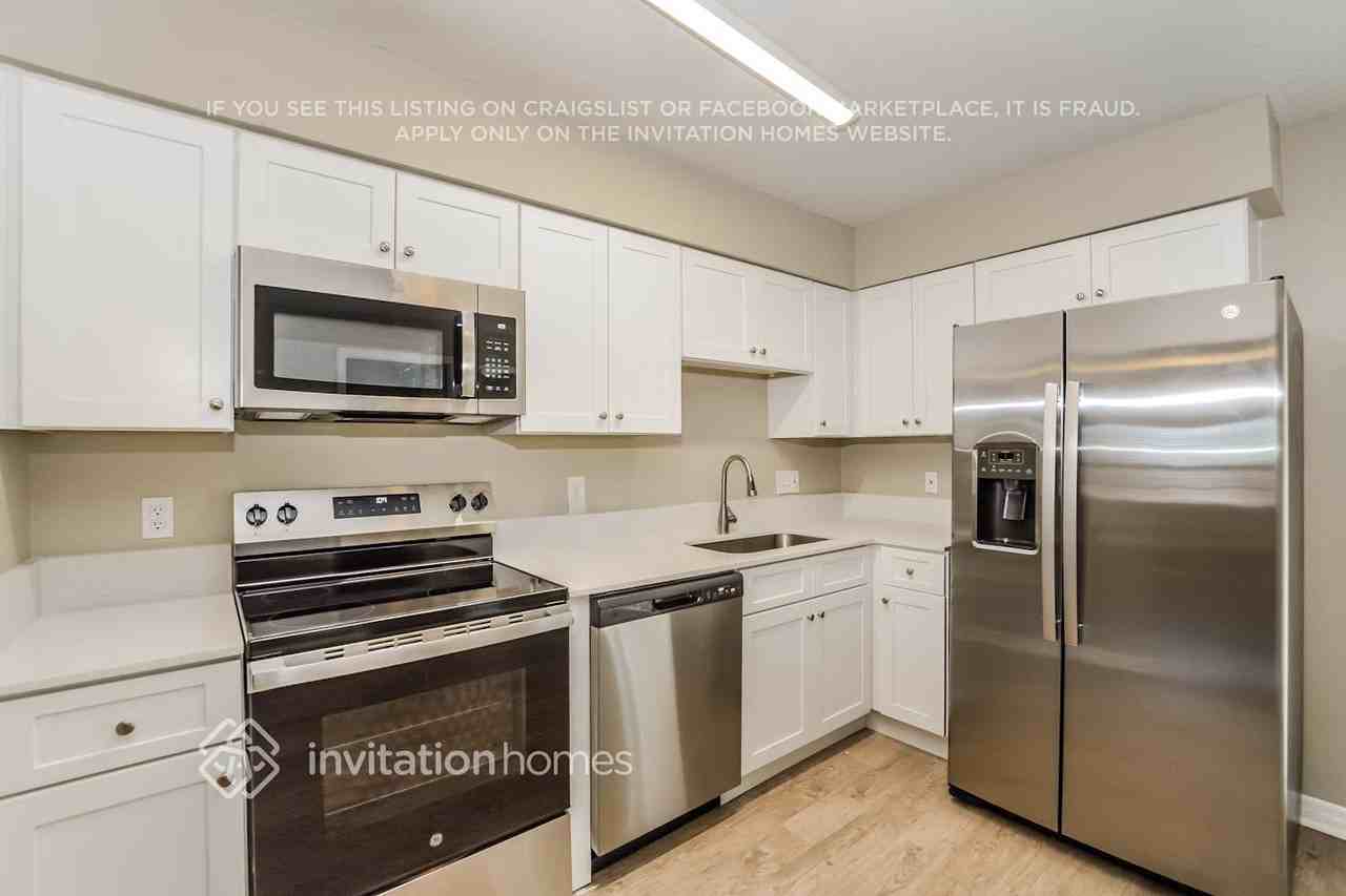 3845 Janie Ct - Photo 7 of 17