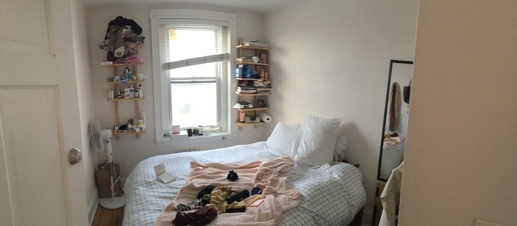 860 Huntington Ave #3 - Photo 7 of 9