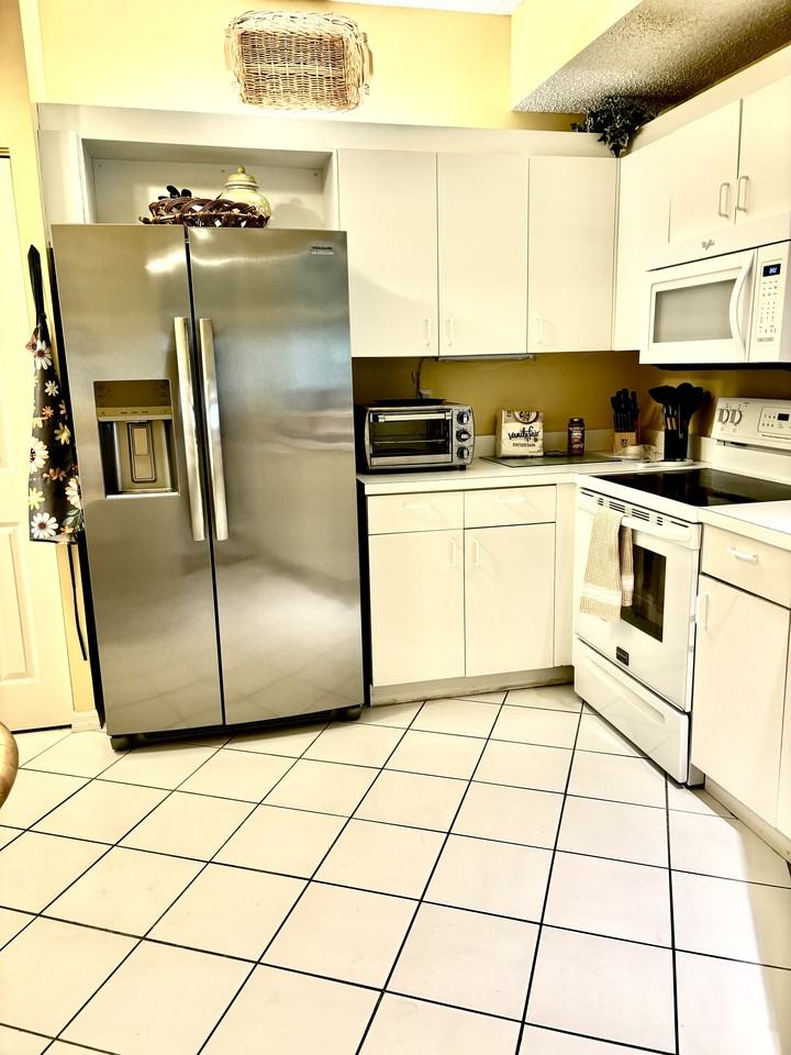 992 Woodshire Lane ##D1 - Photo 7 of 17