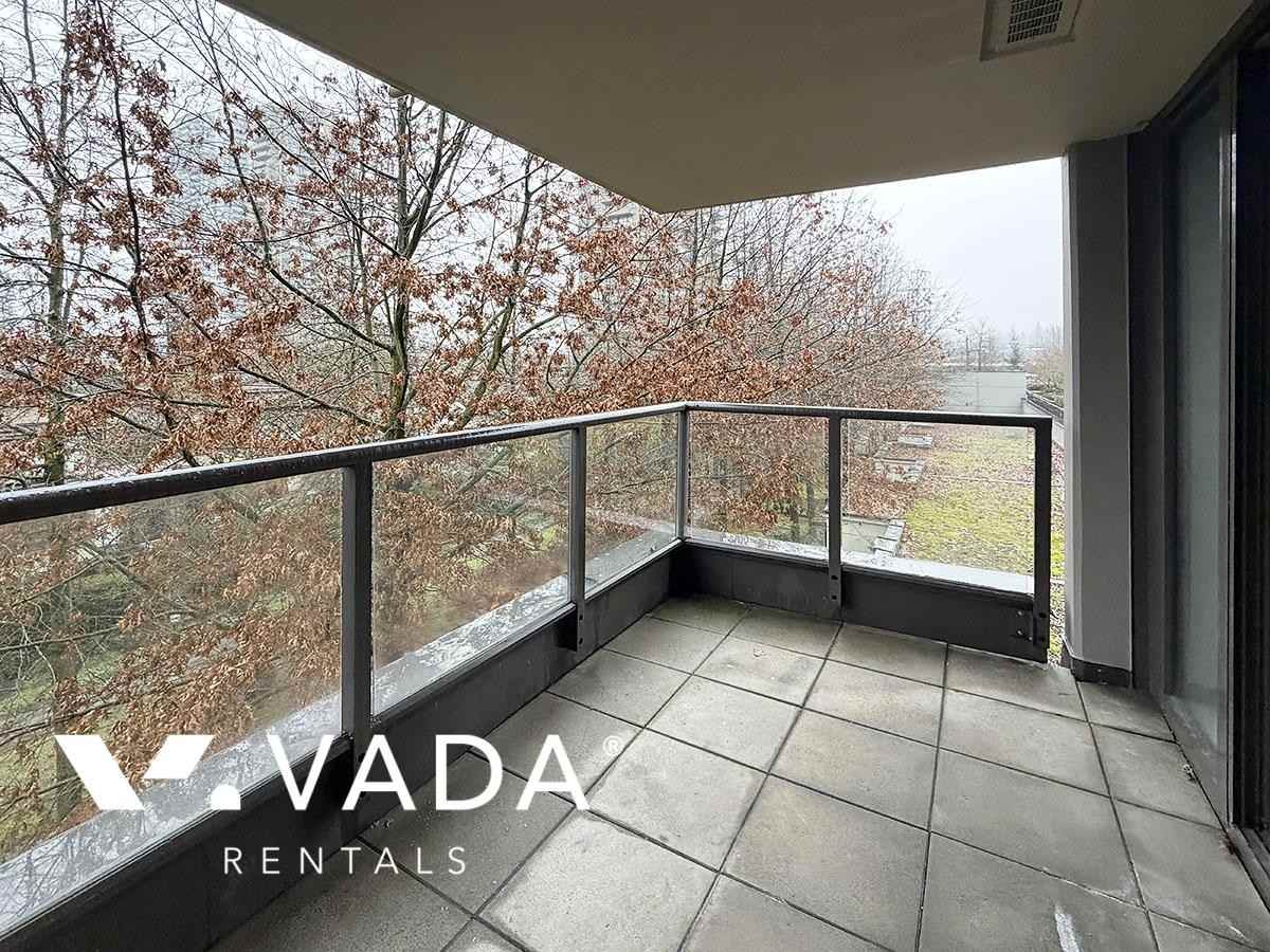 Tandem 2 Bedroom Apartment Rental 402 - Photo 4 of 16