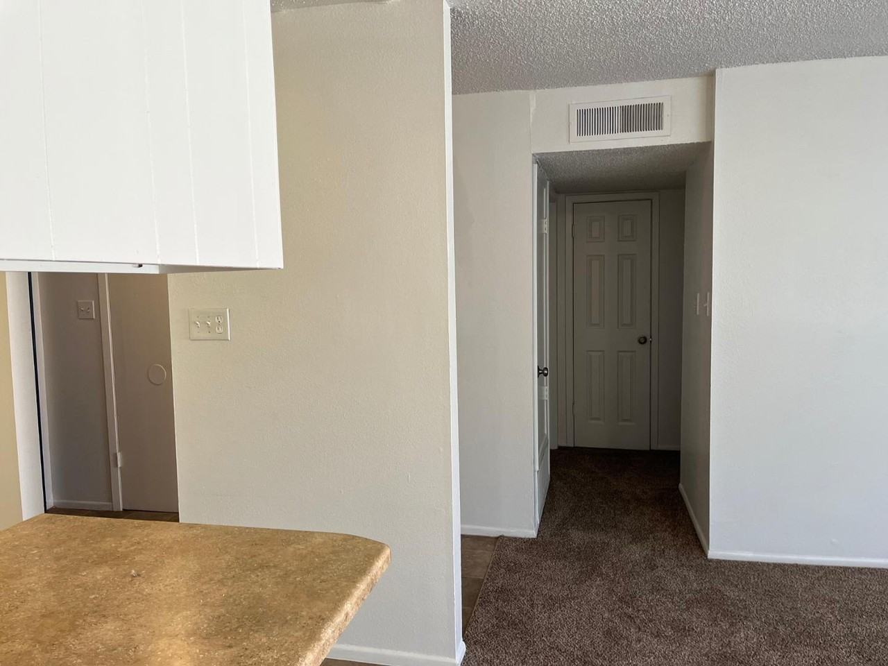 Chelwood Ct Ne - Photo 3 of 16