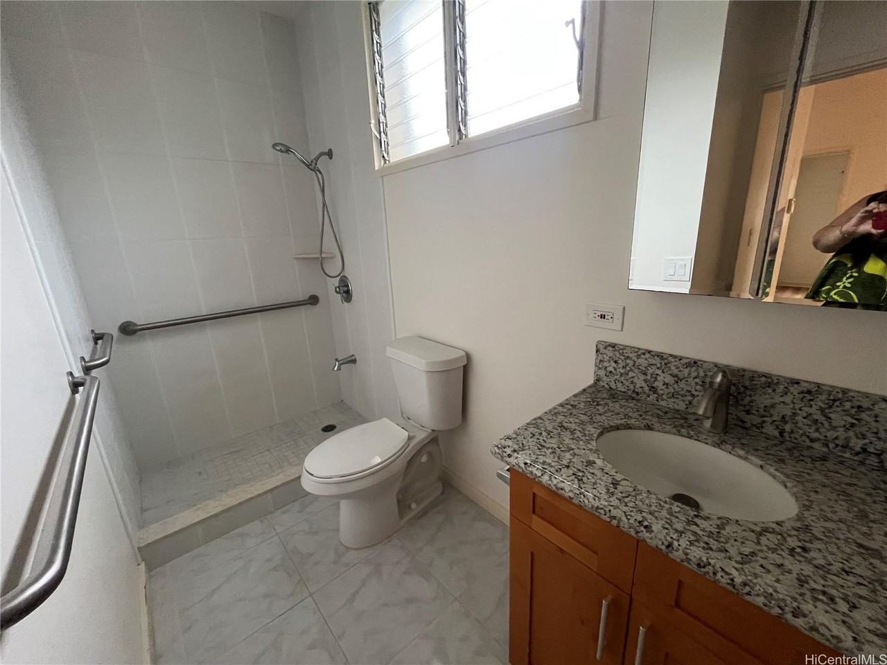 3458 Maunaloa Ave - Photo 4 of 12