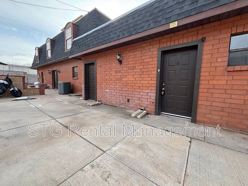 145 Es #6 - Photo 2 of 21