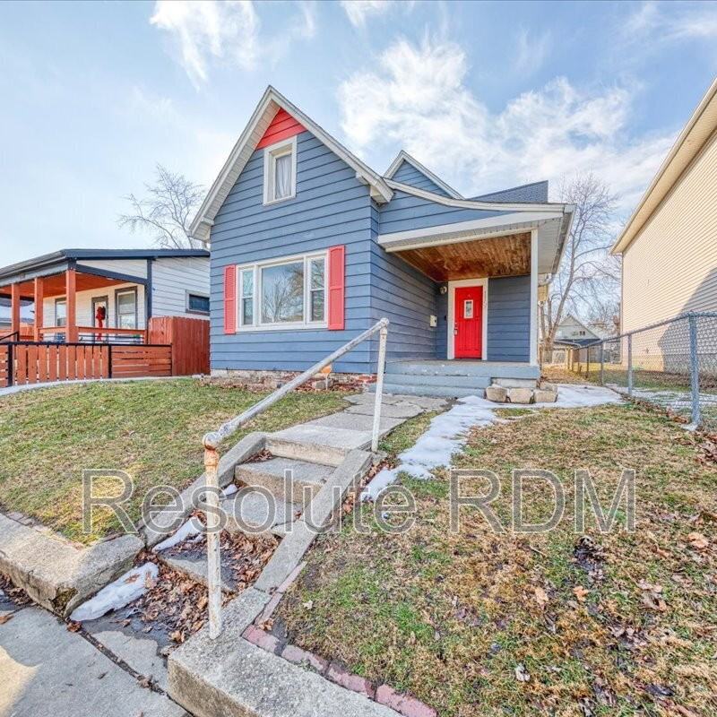 1154 Villa Ave - Photo 2 of 33