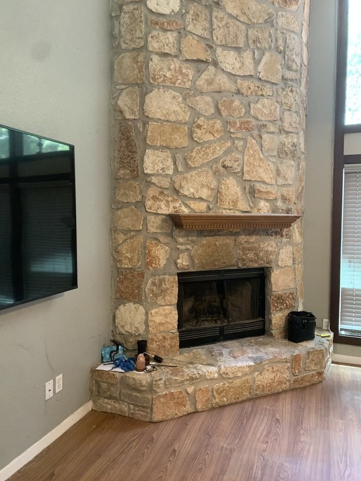 12709 Pheasant Run - Photo 2 of 13