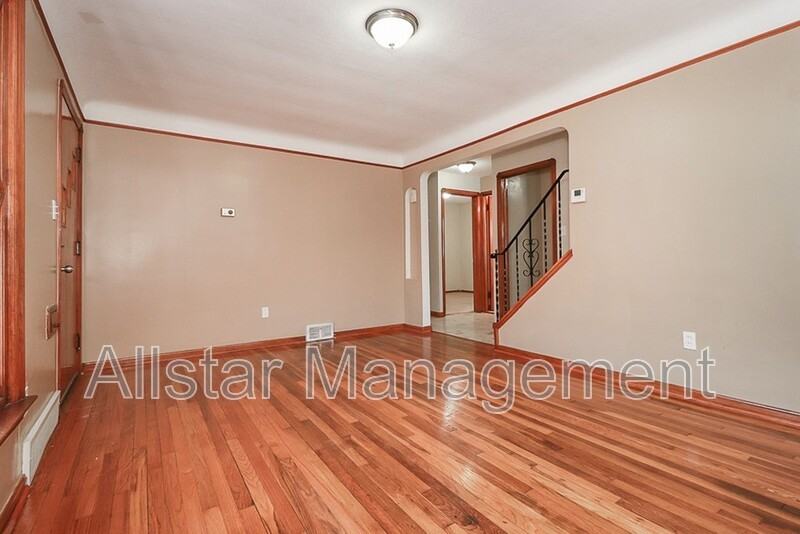 6207 Gerald Ave - Photo 5 of 50