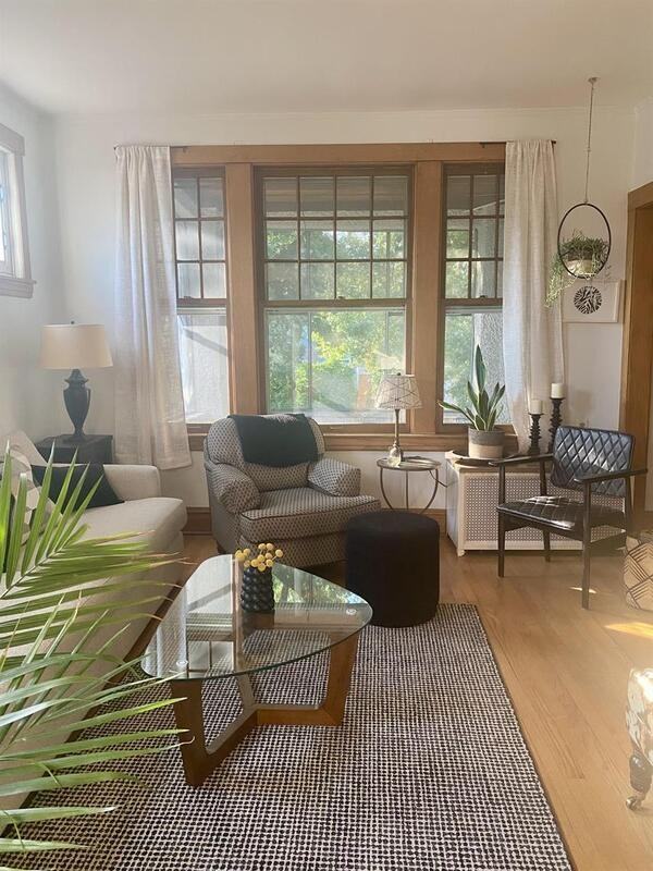 5825 N Rogers Ave #2 - Photo 2 of 14