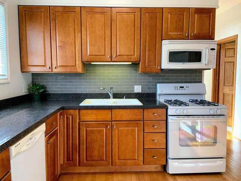 5825 N Rogers Ave #2 - Photo 3 of 14