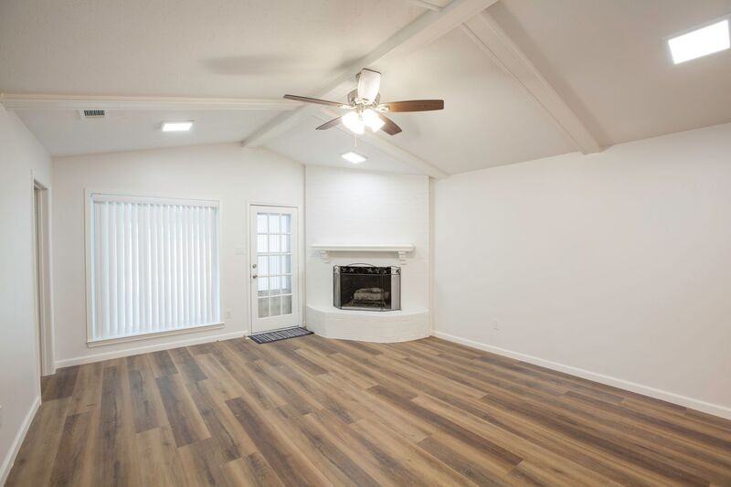 1107 Mill Valley Dr - Photo 4 of 36