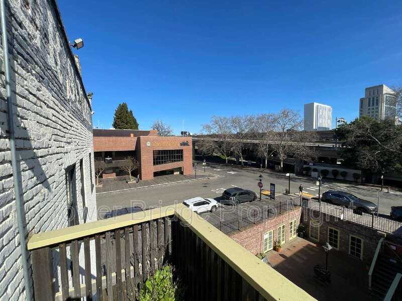 122 I St #3rdFL - Photo 7 of 24