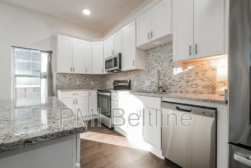 1321 Bridges Ave Sw - Photo 2 of 28