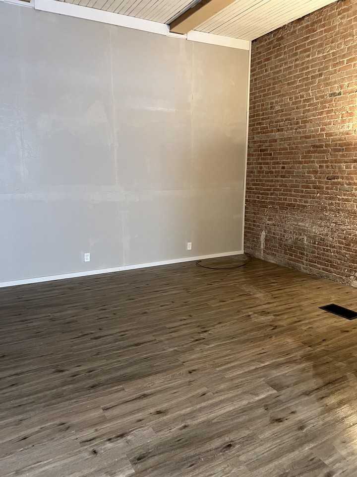 43 Main St. - 6 unit - Photo 3 of 7