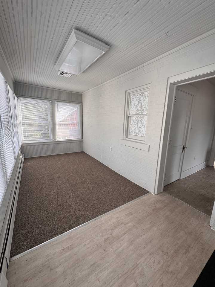 1223 East Chocolate Avenue - Photo 5 of 16