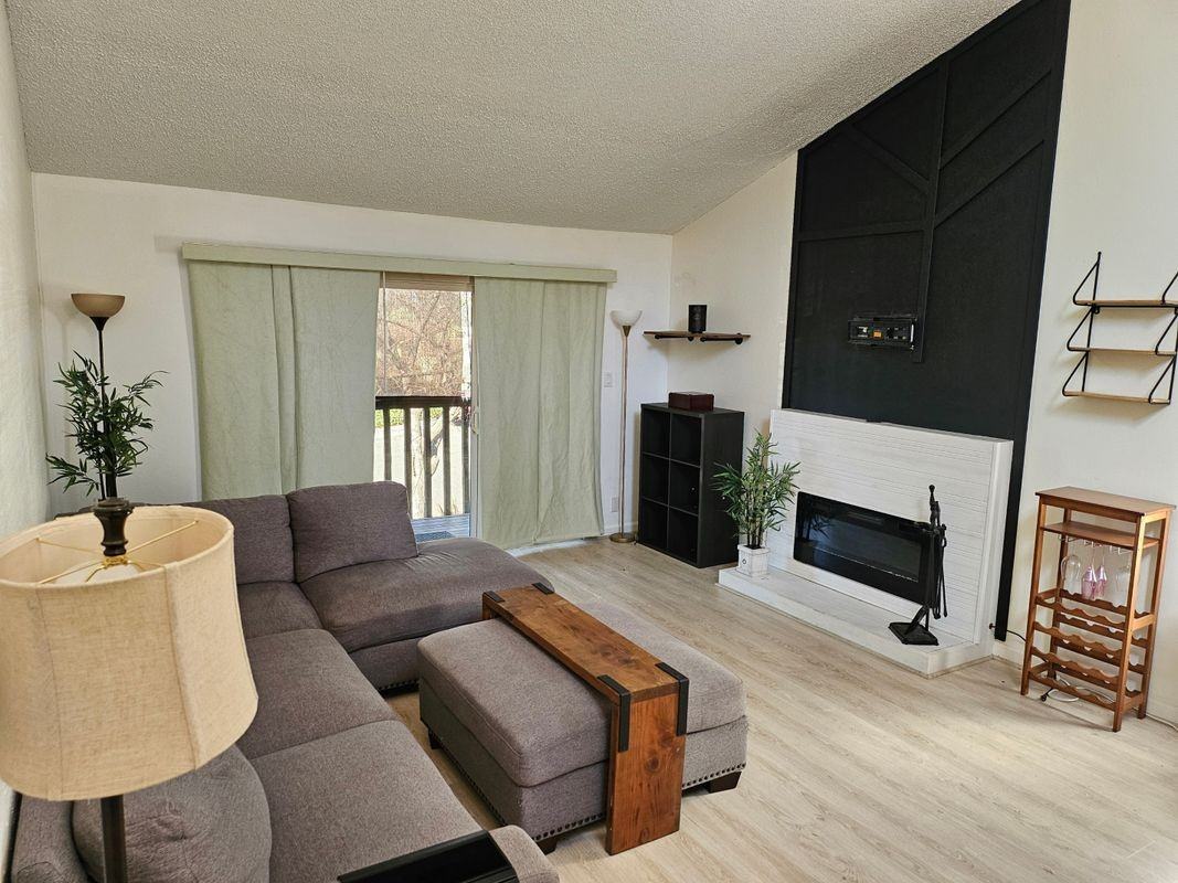 166 Kathy Ellen Dr - Photo 3 of 6