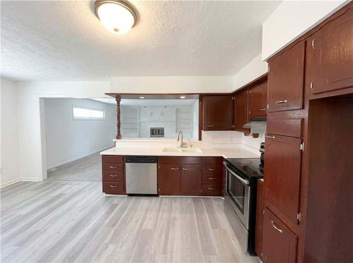 14600 E 33rd St S - Photo 2 of 14