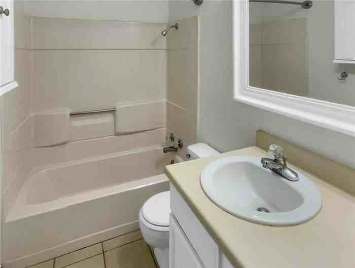 5342 N Palmer Ave - Photo 4 of 15