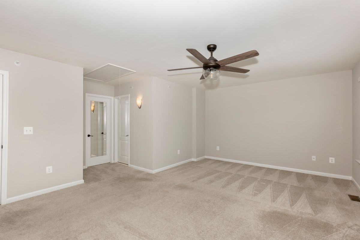 6515 Dundee Dr ##232 - Photo 4 of 28