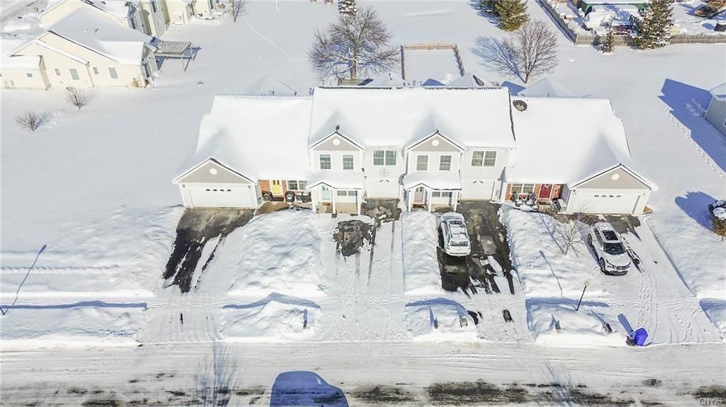 212 Edmund St - Photo 3 of 32