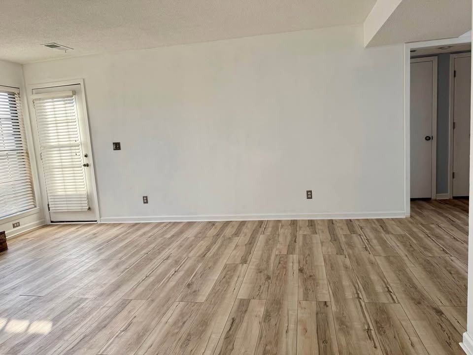 12641 W 110th Ter - Photo 7 of 21