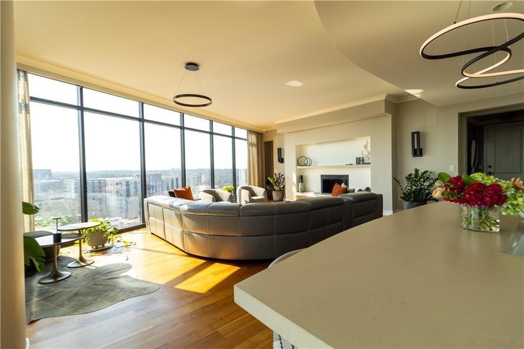 2233 Peachtree Rd Ne - Photo 3 of 20