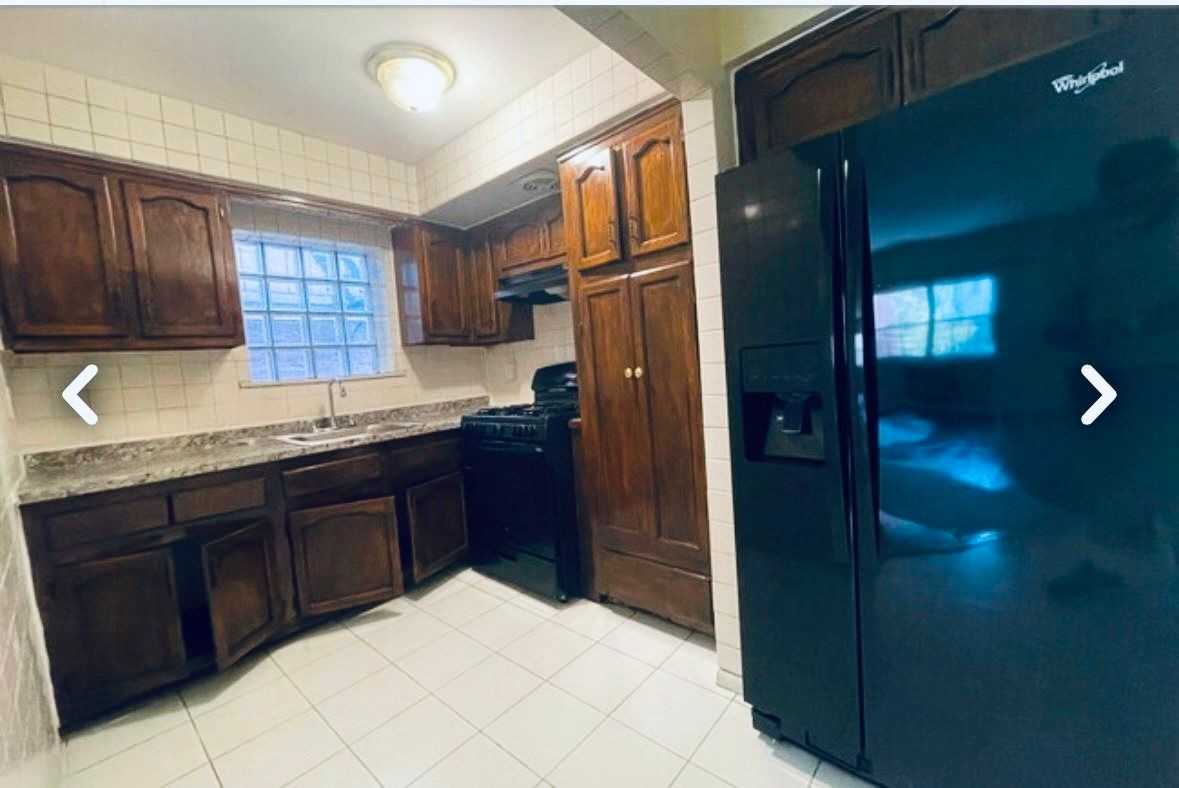 3809 Review Pl ##2 - Photo 5 of 7