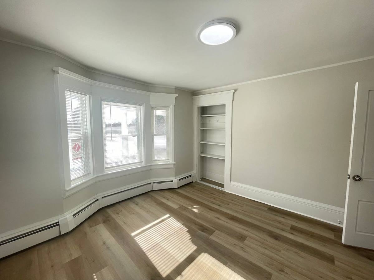 193 W Mitchell St #2 - Photo 5 of 10