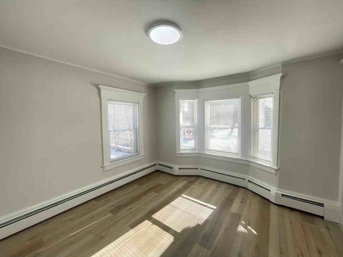 193 W Mitchell St #2 - Photo 6 of 10