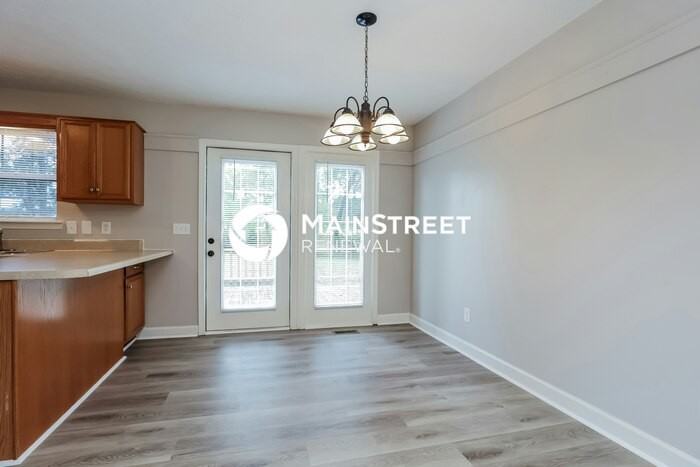 230 Cool Waters Ct - Photo 4 of 17