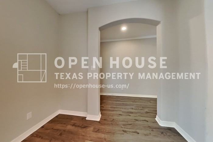 6827 Kotlan Ct - Photo 6 of 23