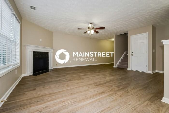 628 Shadow Lake Dr - Photo 2 of 18