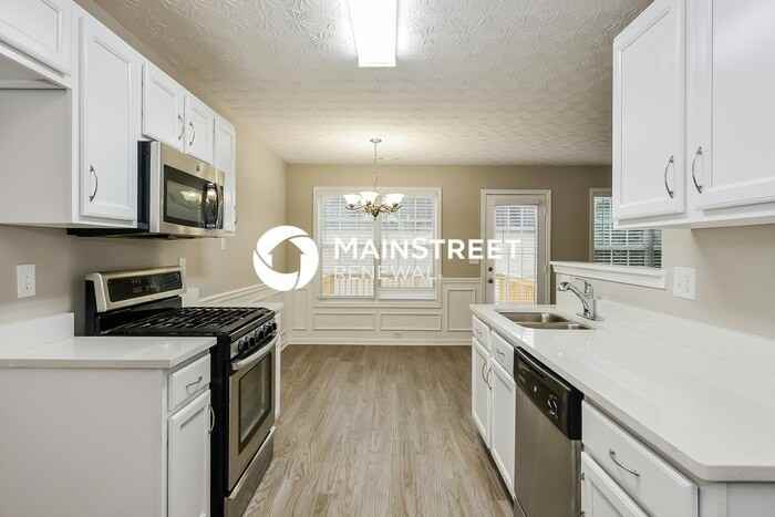 628 Shadow Lake Dr - Photo 5 of 18