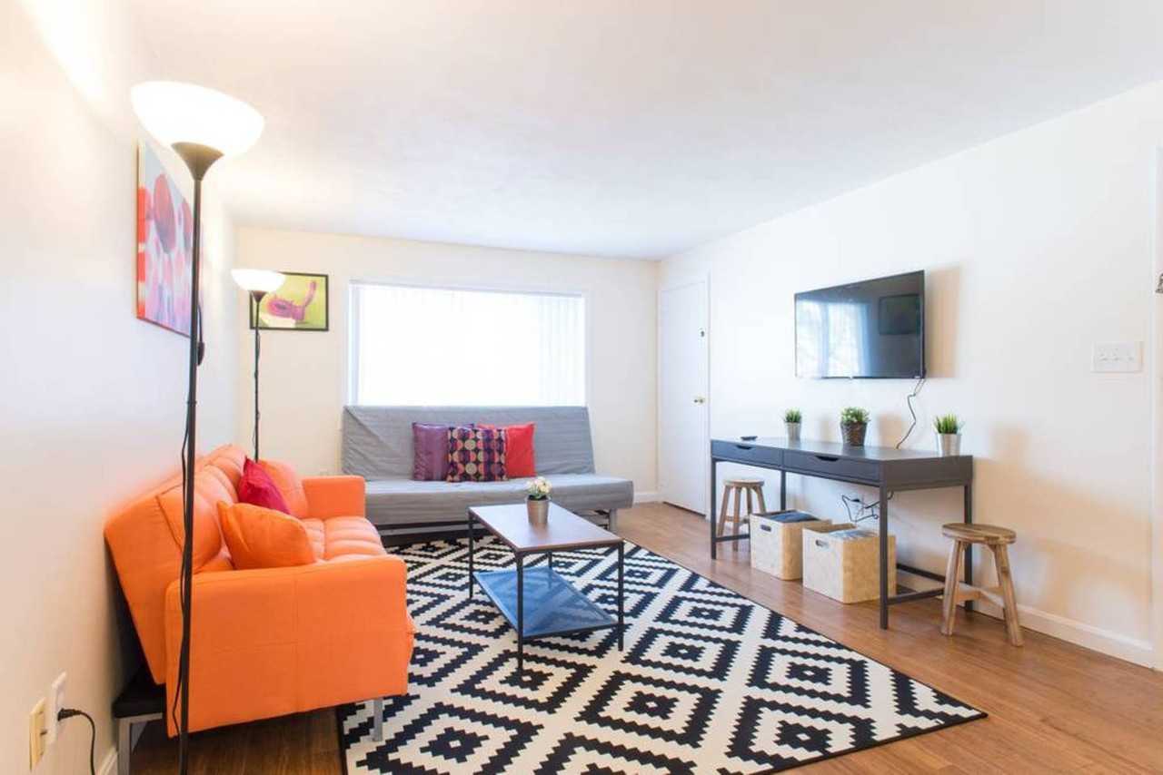 37 Oxford Cir #1 - Photo 5 of 20