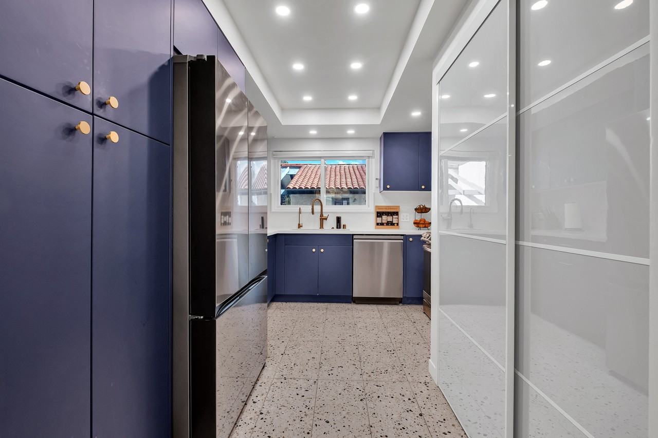 745 Main St #107 - Photo 4 of 20