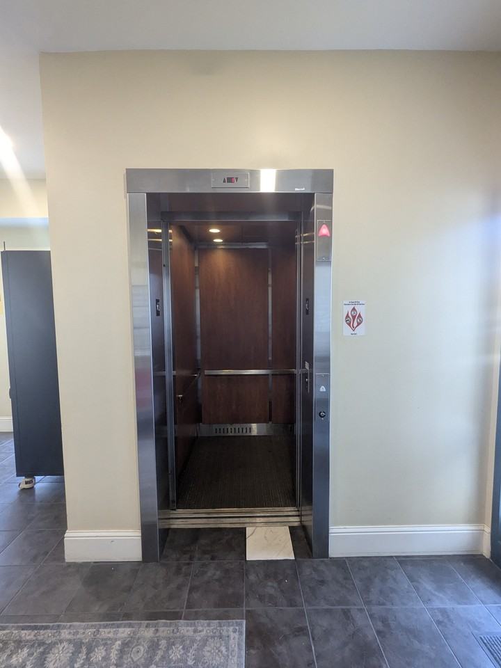 1303 N Main St #207 - Photo 5 of 21