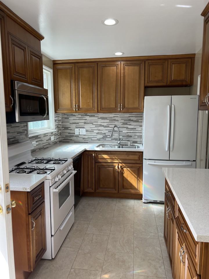 11151 Culver Blvd #NA - Photo 2 of 13