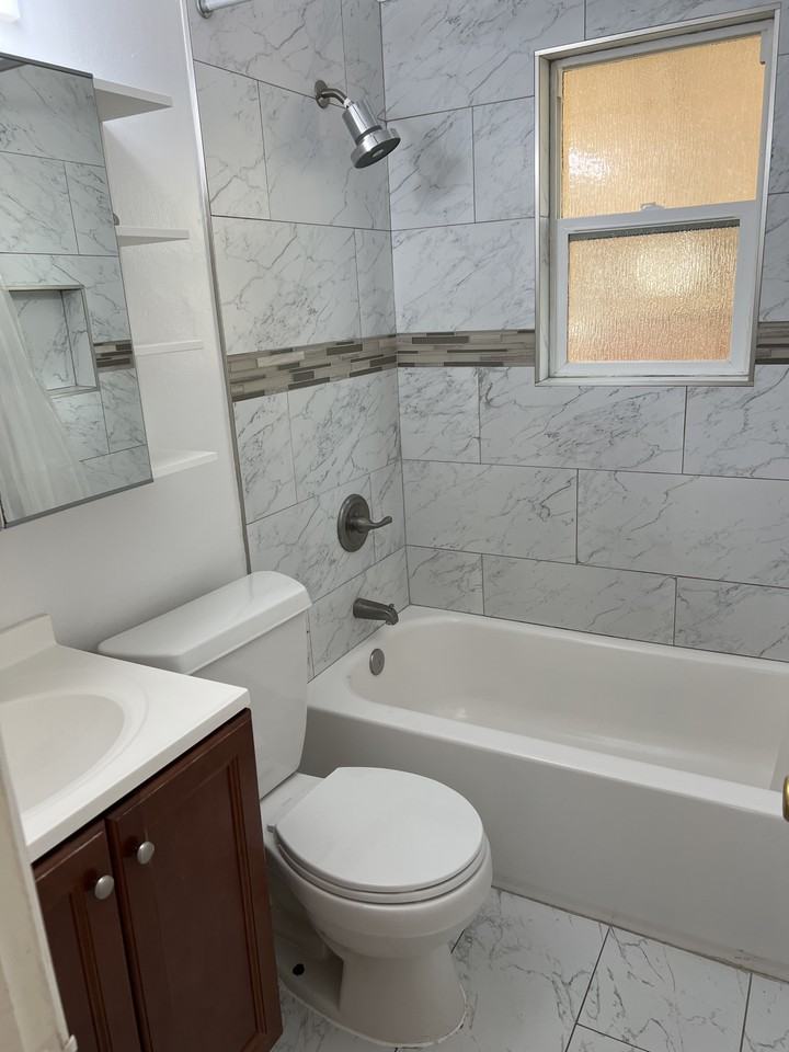 11151 Culver Blvd #NA - Photo 6 of 13