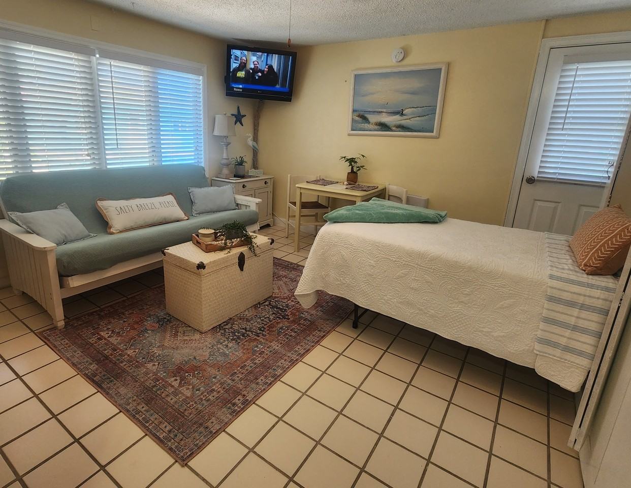 483 E Shore Dr #D4 - Photo 5 of 16