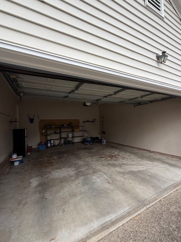 525 Vineleaf Dr - Photo 3 of 20