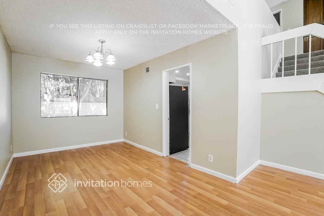 19745 Lull St - Photo 6 of 18