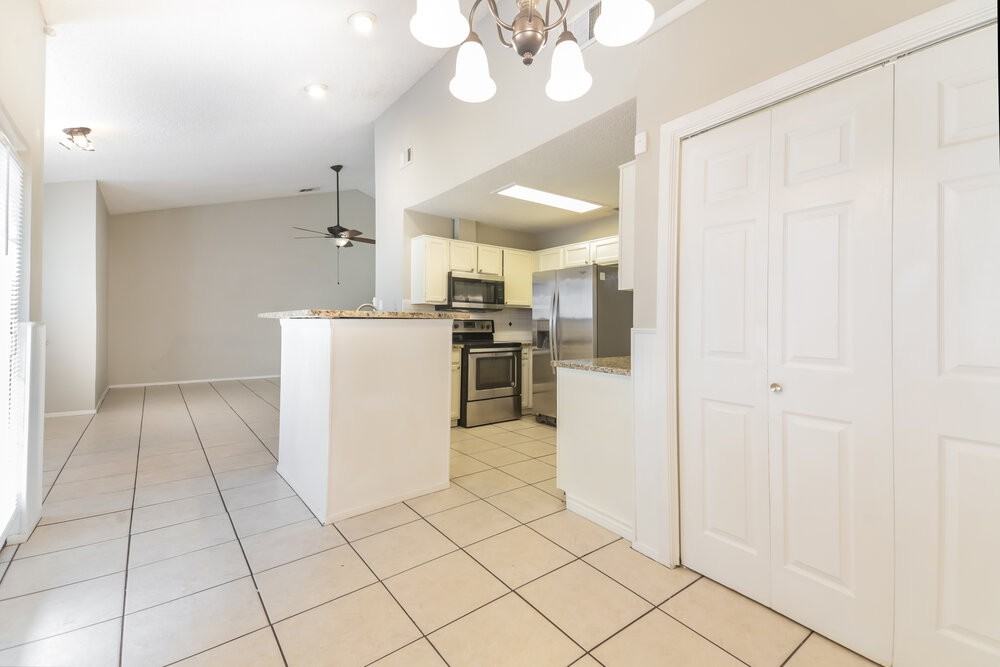 2605 Mountainview Dr - Photo 7 of 16