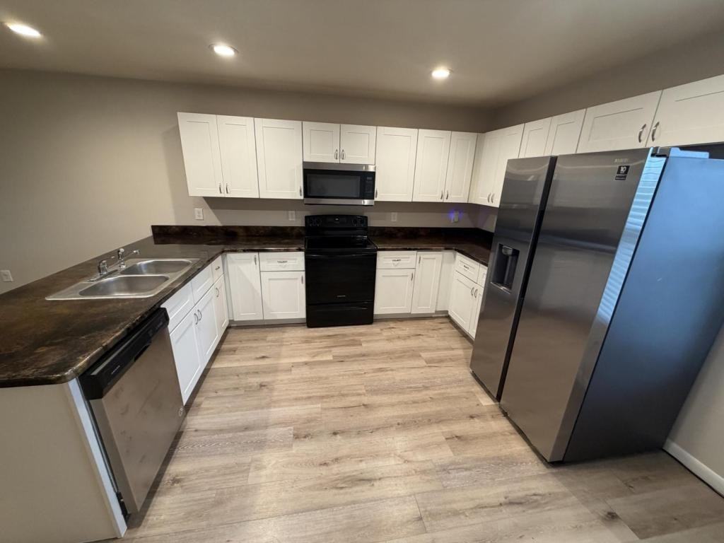 10433 Chalmer St - Photo 7 of 18