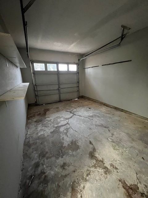 9114 Jennifer St - Photo 4 of 10