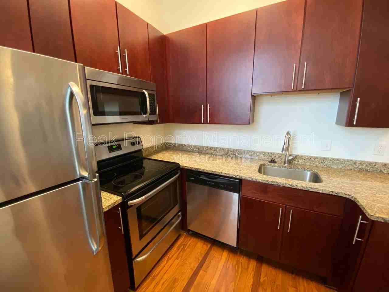 25 W Bank St #15 - Photo 4 of 16