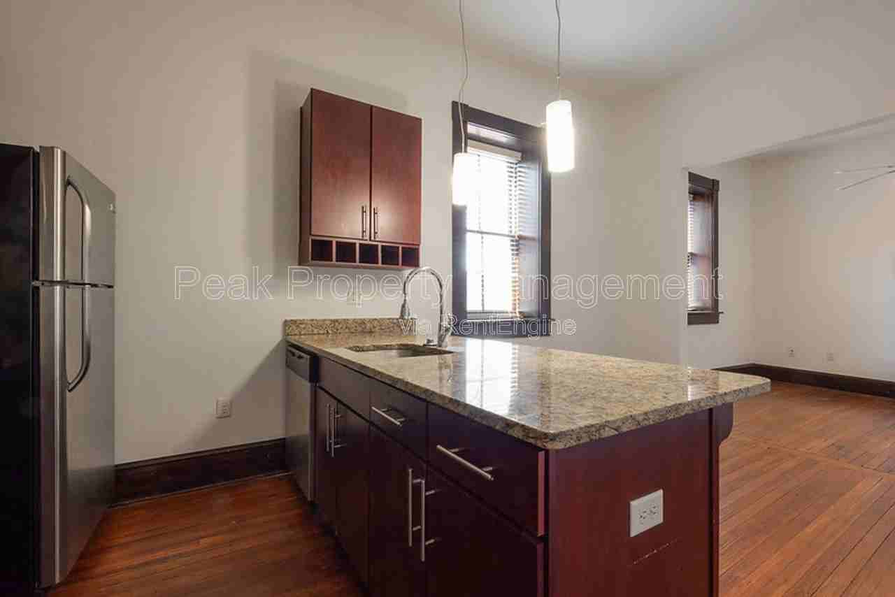 25 W Bank St #17 - Photo 4 of 6