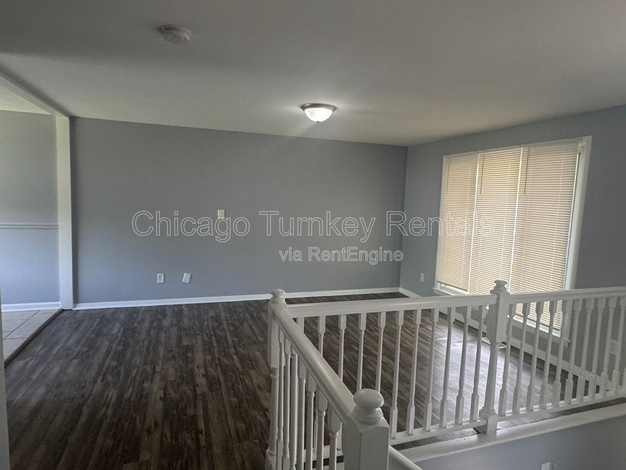 43 N Walnut Ln - Photo 2 of 17