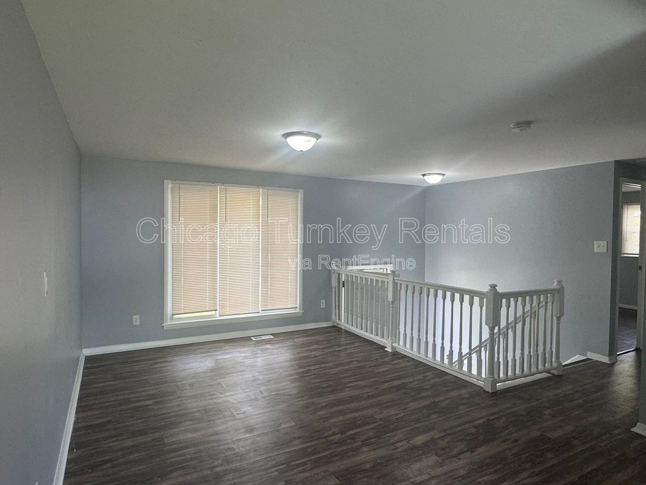 43 N Walnut Ln - Photo 3 of 17