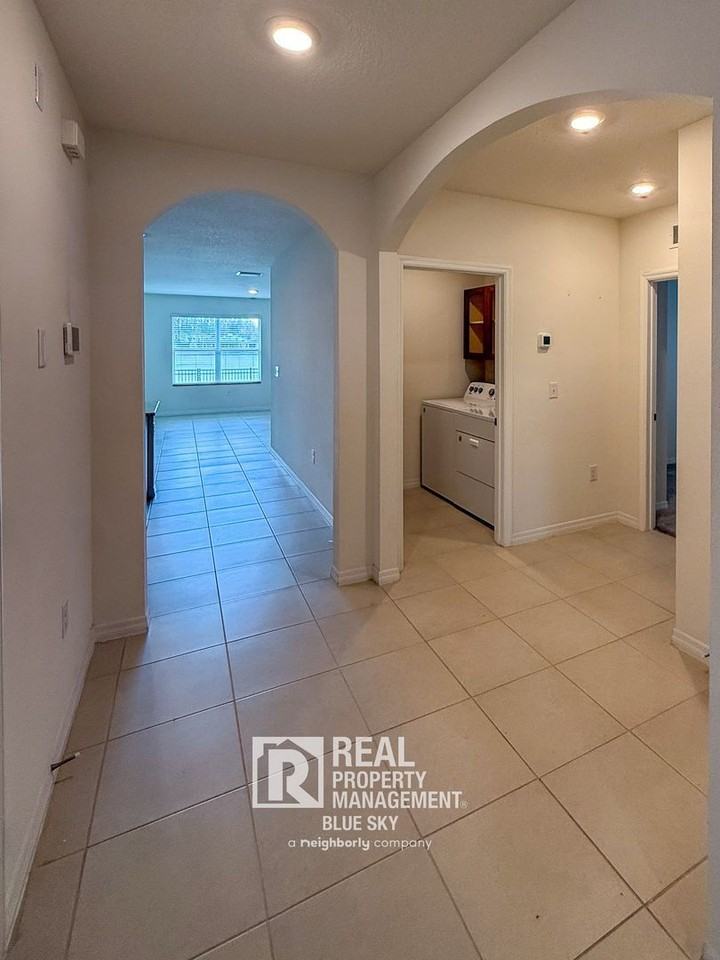 32688 Kobuk Valley Ave - Photo 7 of 32